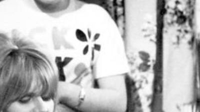 Up the Junction (1965) y Cathy Come Home Poster Image